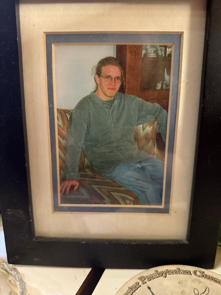 A photography of Aaron